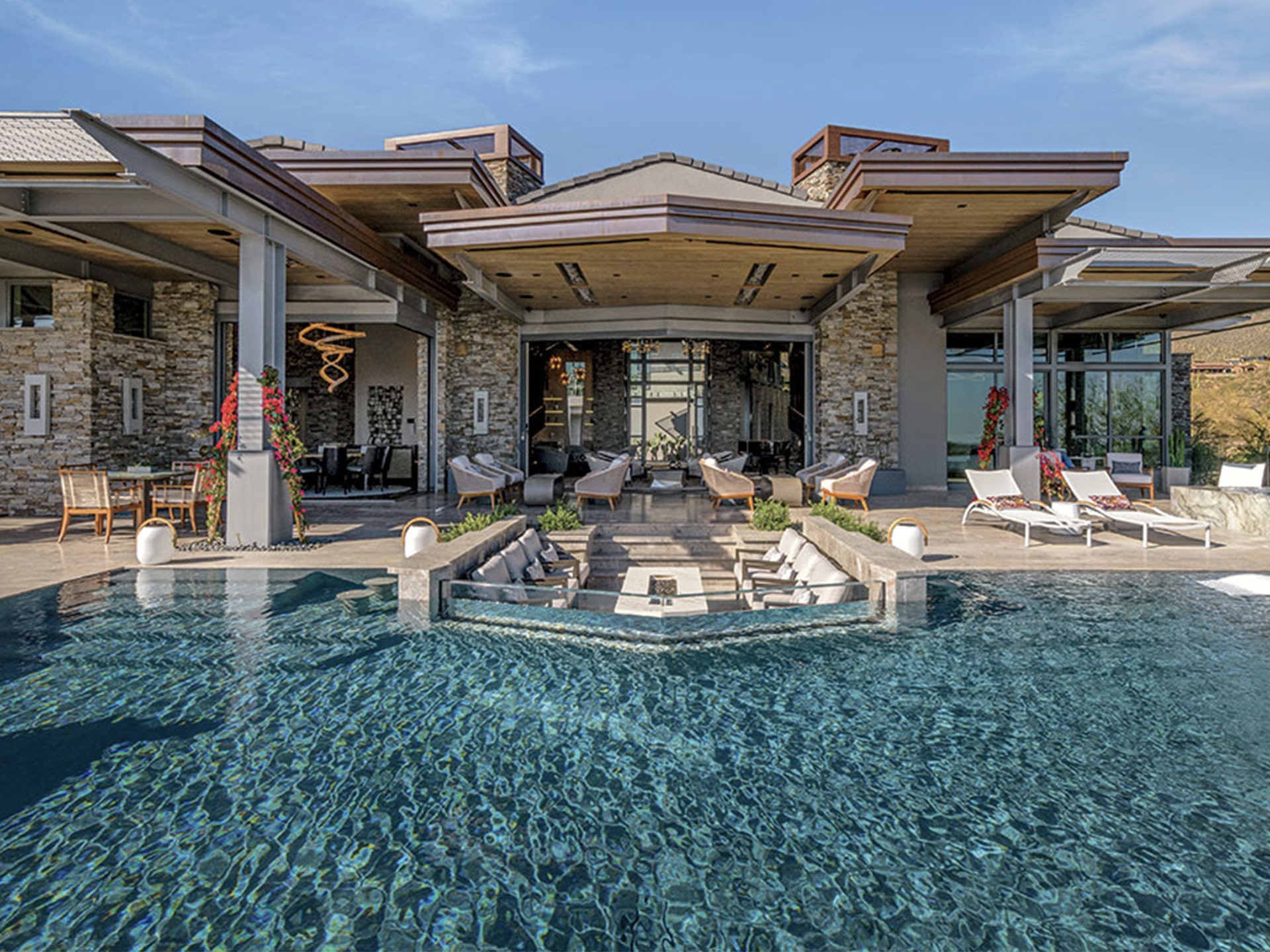 Revel in Resort-Level Luxury at This Scottsdale Getaway